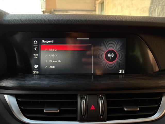 ALFA ROMEO Stelvio usata, con Volante multifunzione