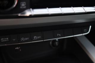 AUDI A4 usata, con Controllo trazione