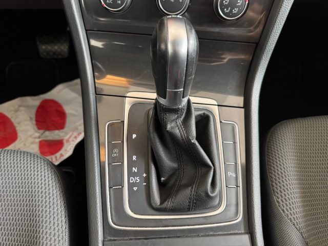 VOLKSWAGEN Golf usata, con Cronologia tagliandi