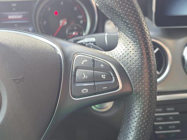 MERCEDES-BENZ GLA 200 usata, con Bluetooth