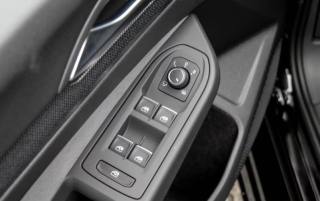 VOLKSWAGEN Golf usata, con Immobilizzatore elettronico