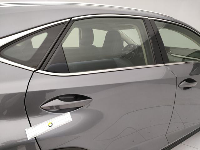 LEXUS NX 300h usata, con Volante multifunzione