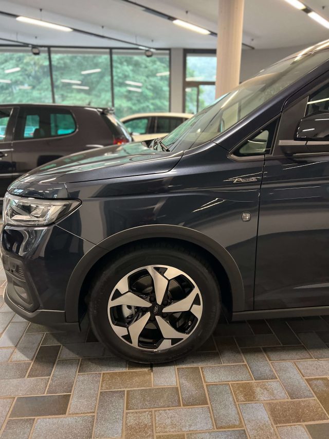 FORD Tourneo Connect usata, con Controllo trazione