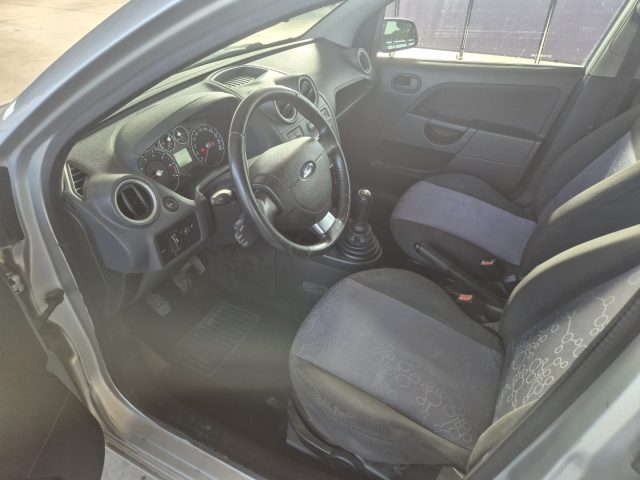 FORD Fiesta usata, con Servosterzo