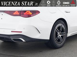 MERCEDES-BENZ E 220 usata, con Alzacristalli elettrici