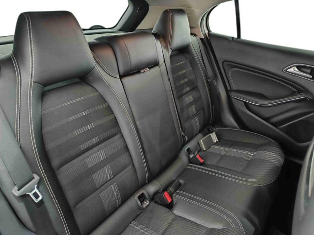 MERCEDES-BENZ GLA 200 usata, con Servosterzo