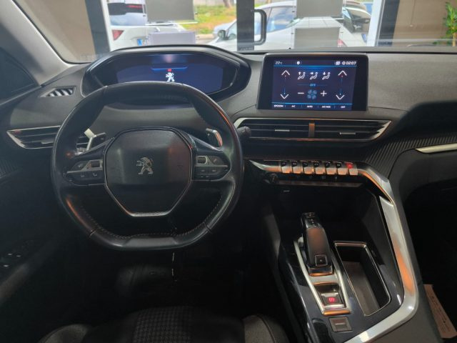 PEUGEOT 3008 usata, con Climatizzatore