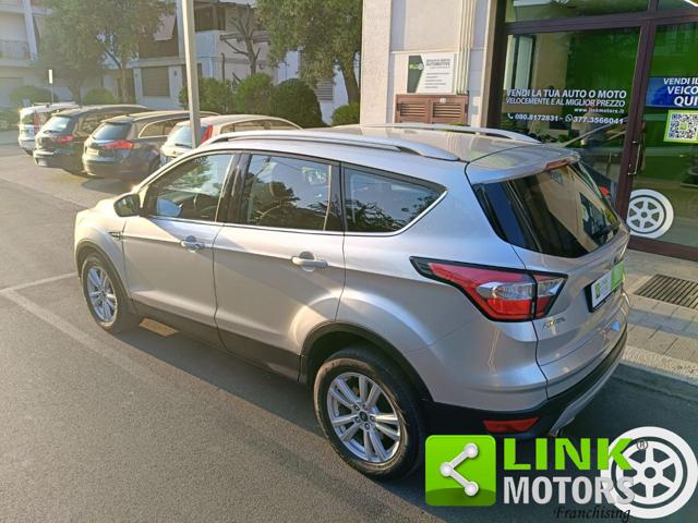 FORD Kuga usata, con Autoradio digitale