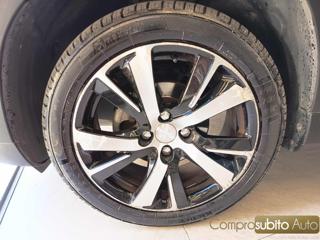 PEUGEOT 2008 usata, con Fendinebbia