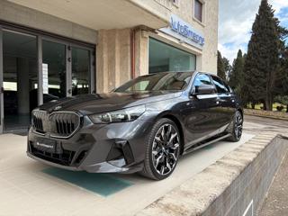 BMW Serie 5 d 48V xDrive Msport Pro TETTO PAN