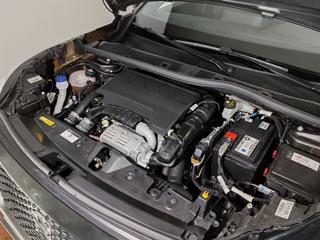 PEUGEOT 2008 usata, con Autoradio digitale