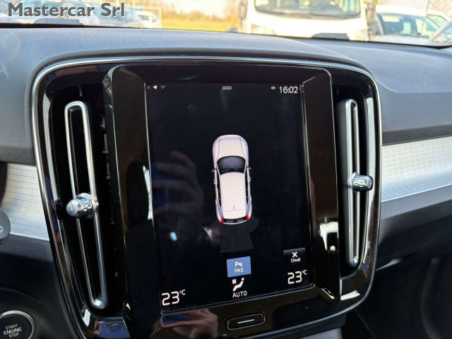 VOLVO XC40 usata, con Sistema di navigazione