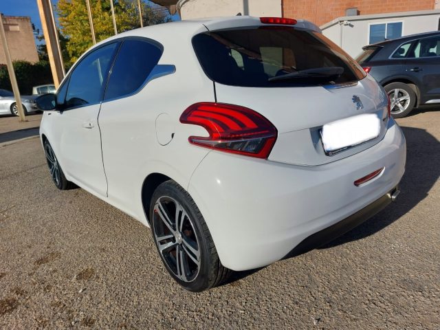 PEUGEOT 208 usata, con Cerchi in lega