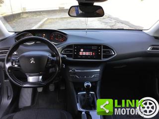 PEUGEOT 308 usata, con Autoradio