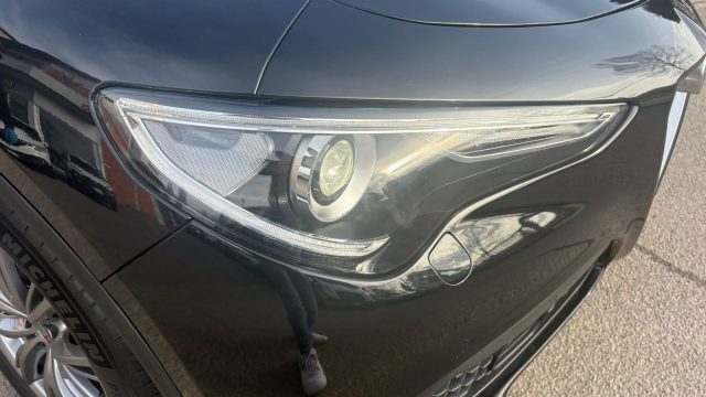 ALFA ROMEO Stelvio usata, con Specchietti laterali elettrici