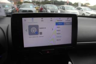 TOYOTA Yaris Cross usata, con Bracciolo