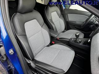 RENAULT Clio usata, con Sedile posteriore sdoppiato