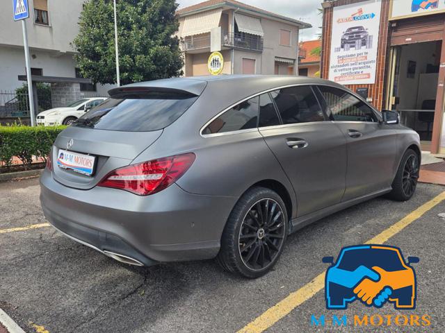 MERCEDES-BENZ CLA 200 usata, con Alzacristalli elettrici