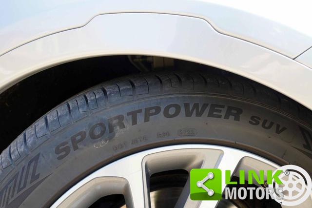 LAND ROVER Discovery usata, con Sedile posteriore sdoppiato