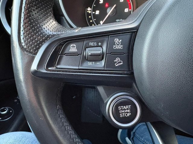 ALFA ROMEO Stelvio usata, con Fari Xenon