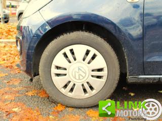 VOLKSWAGEN up! usata 19