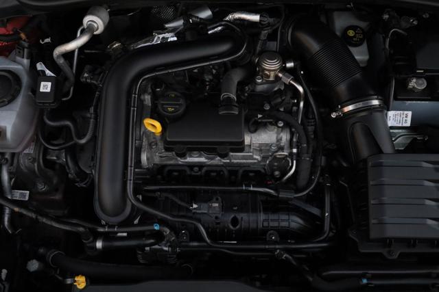 VOLKSWAGEN Taigo usata, con Luce d