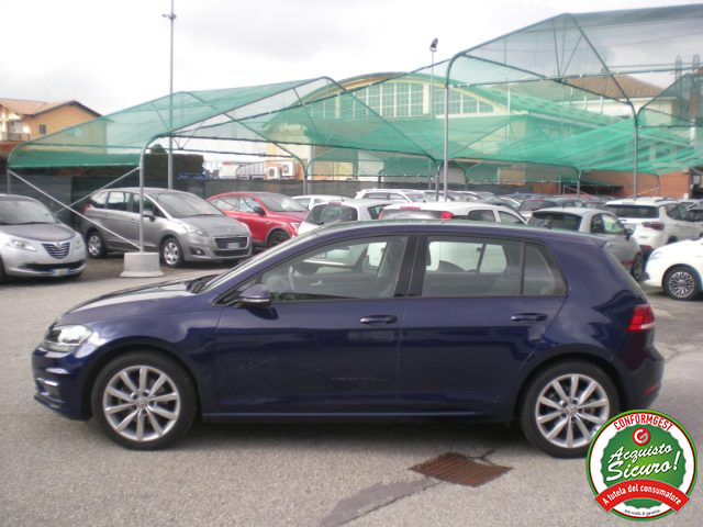 VOLKSWAGEN Golf usata, con Autoradio