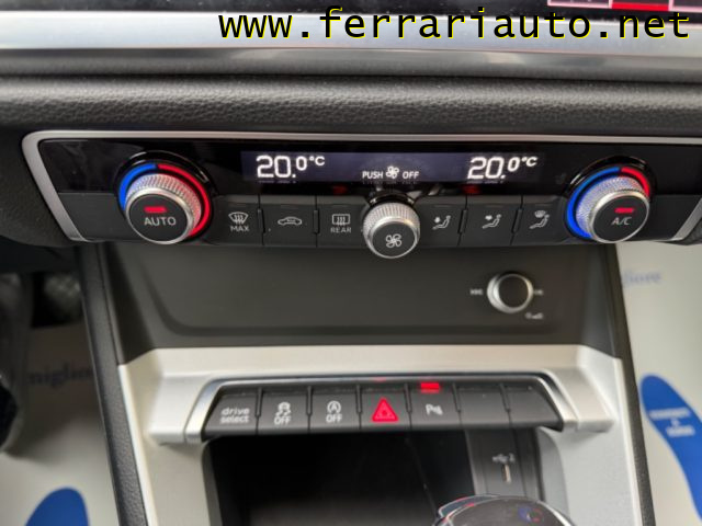 AUDI Q3 usata, con Park Distance Control