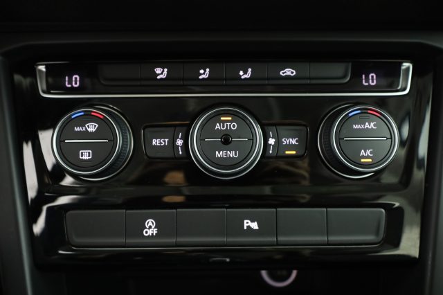 VOLKSWAGEN Touran usata 8