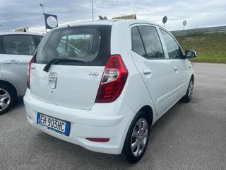 HYUNDAI i10 usata, con Airbag laterali