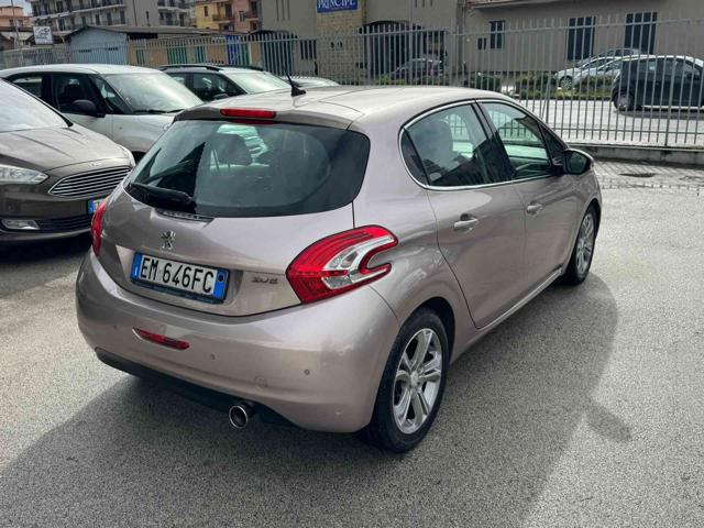 PEUGEOT 208 usata, con Airbag Passeggero