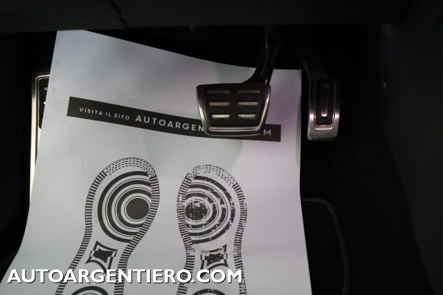 VOLKSWAGEN Tiguan usata, con Autoradio digitale