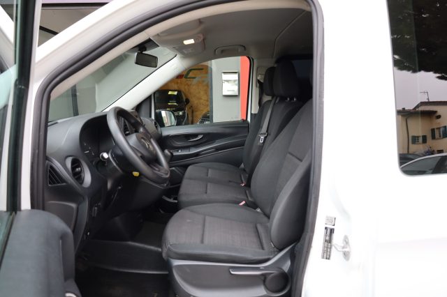 MERCEDES-BENZ Vito usata, con USB