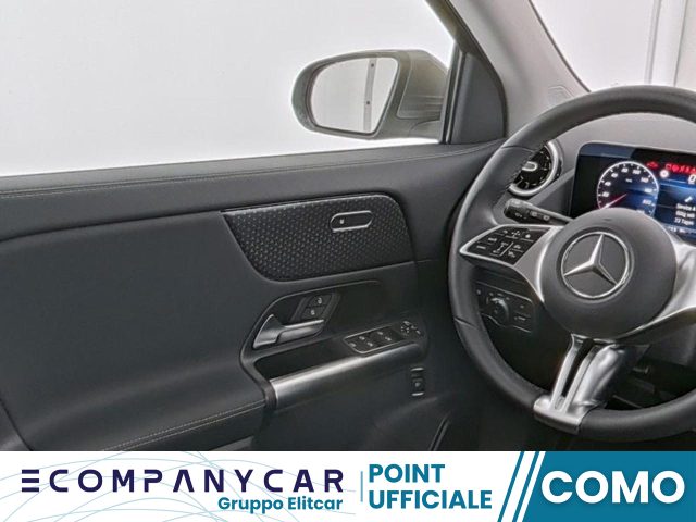 MERCEDES-BENZ GLA 180 usata, con Chiusura centralizzata