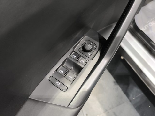 VOLKSWAGEN T-Cross usata, con Climatizzatore