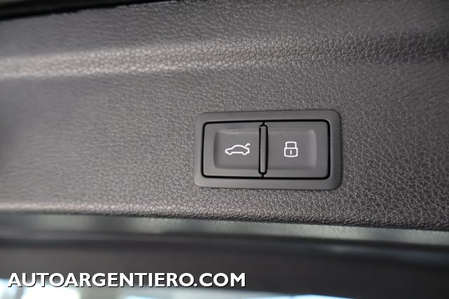 AUDI Q3 usata, con Fari direzionali