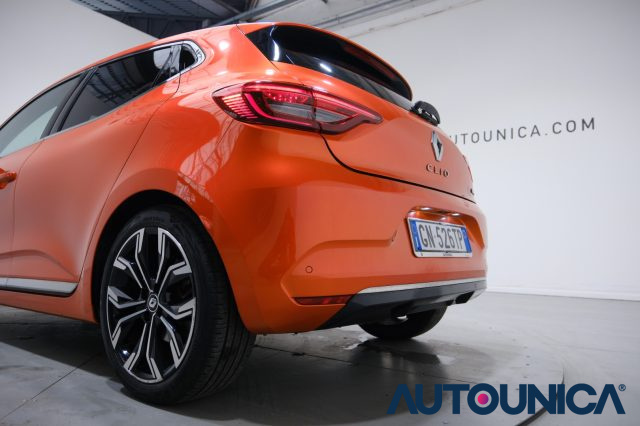 RENAULT Clio usata, con Fari full-led