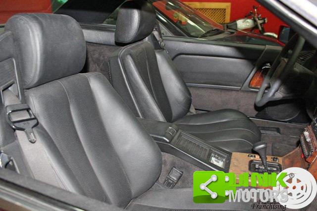 MERCEDES-BENZ SL 300 usata, con Autoradio