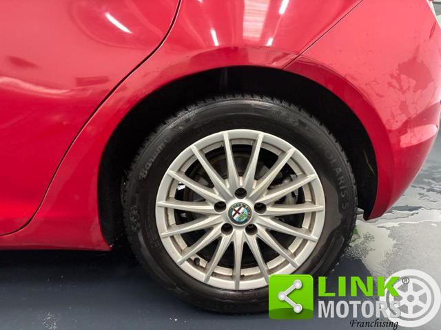 ALFA ROMEO Giulietta usata, con Fari LED