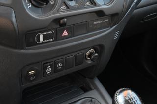 MITSUBISHI L200 usata, con Touch screen