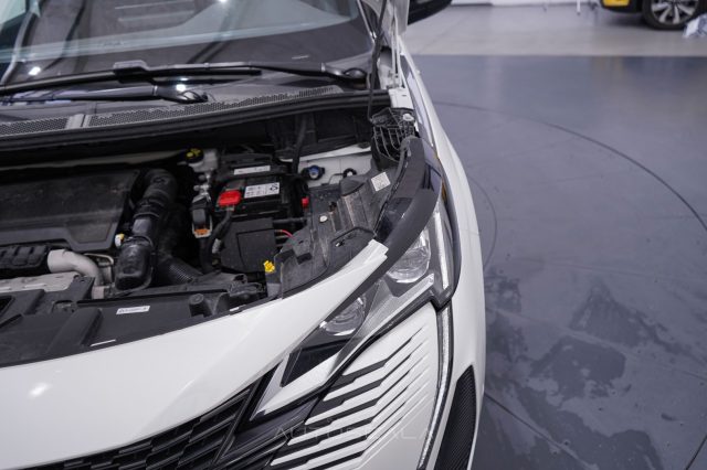 PEUGEOT 5008 usata, con Airbag testa