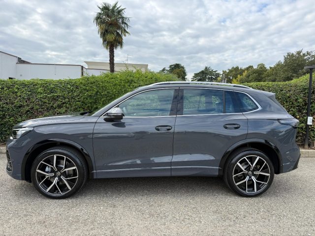 VOLKSWAGEN Tiguan usata, con Boardcomputer