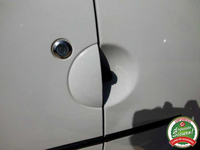 RENAULT Twingo usata 22