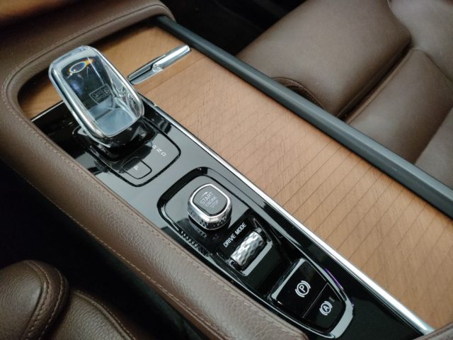 VOLVO XC90 usata, con Sedili riscaldati