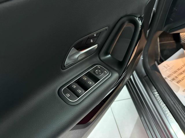 MERCEDES-BENZ A 180 usata 20