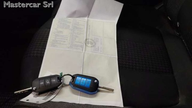 PEUGEOT 3008 usata, con Servosterzo