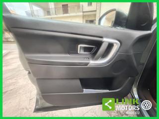 LAND ROVER Discovery Sport usata, con Autoradio digitale