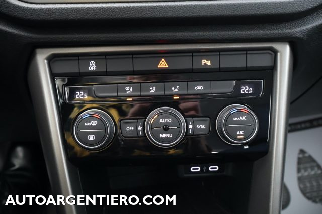 VOLKSWAGEN T-Roc usata, con Controllo automatico clima