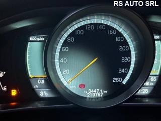 VOLVO V40 Cross Country usata, con ESP