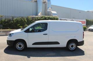 TOYOTA Proace City usata, con Autoradio